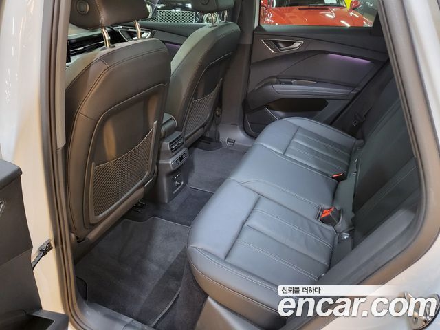 Audi Q4 e-tron (F4) 40 2022 — фото 10