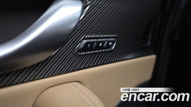 Renault Korea Grand Koleos 1.5 E-TECH Iconic 2WD 2026 — фото 37