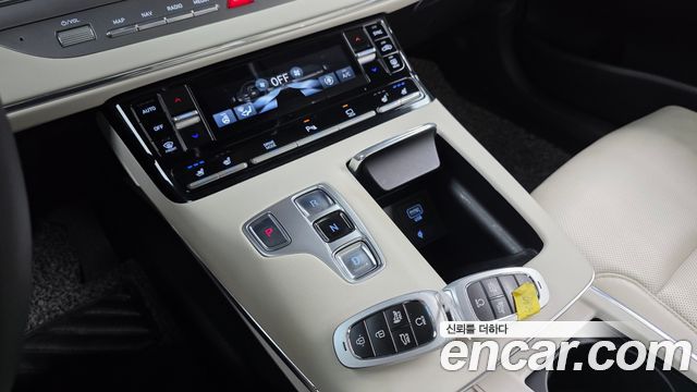 Hyundai Grandeur (IG) 2.5 Le Blanc 2023 — фото 9