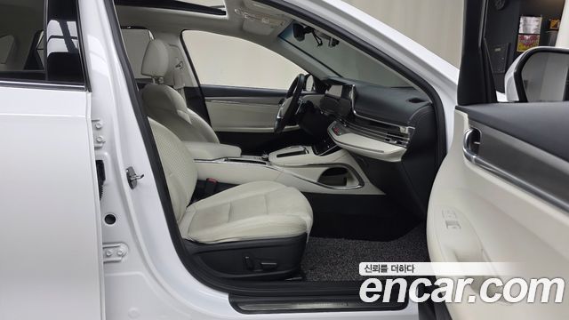 Hyundai Grandeur (IG) 2.5 Le Blanc 2023 — фото 26