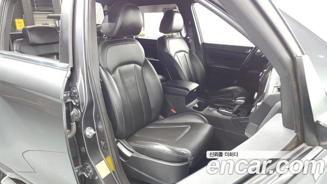 KG Mobility (SsangYong) Rexton Sports Khan Diesel 2.2 2WD Prestige Special (5-Link) 2020 — фото 10