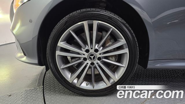 Mercedes-Benz CLS-Class (C257) CLS400d 4MATIC 2019 — фото 5