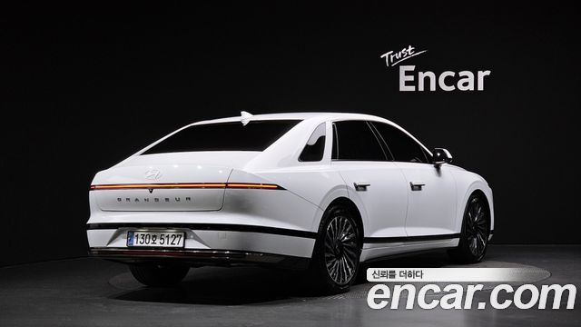 Hyundai Grandeur (GN7) 3.5 Gasoline 2WD Calligraphy 2023 — фото 2