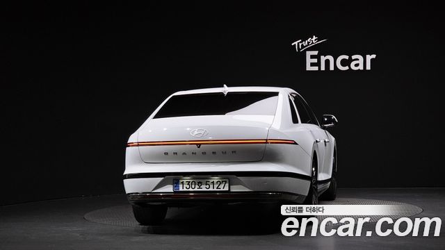 Hyundai Grandeur (GN7) 3.5 Gasoline 2WD Calligraphy 2023 — фото 4