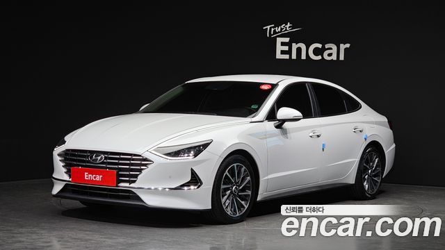 Hyundai Sonata Hybrid (DN8) Premium Family