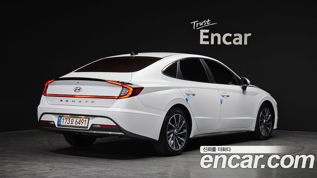 Hyundai Sonata Hybrid (DN8) Premium Family 2021 — фото 2