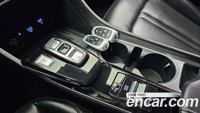 Hyundai Sonata Hybrid (DN8) Premium Family 2021 — фото 9