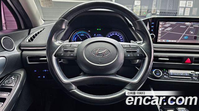Hyundai Sonata Hybrid (DN8) Premium Family 2021 — фото 14