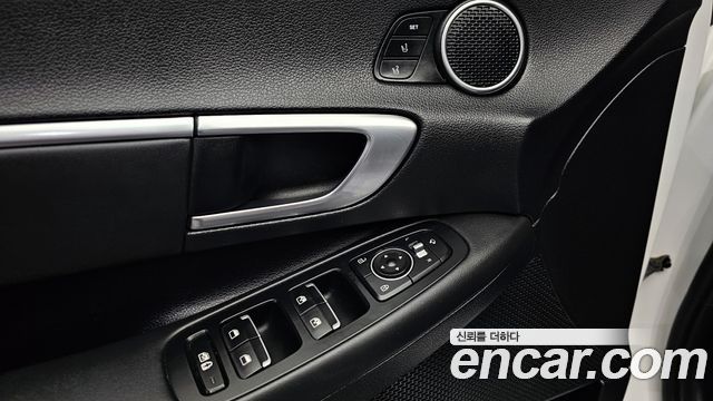 Hyundai Sonata Hybrid (DN8) Premium Family 2021 — фото 20