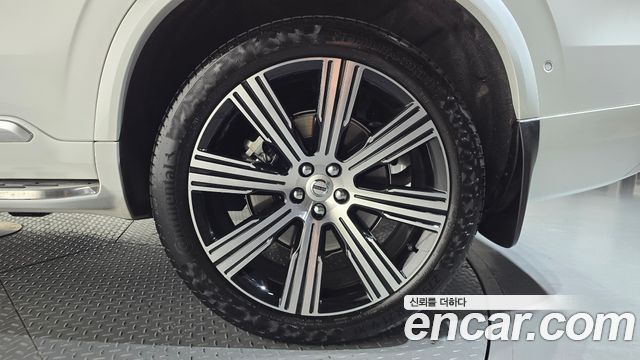 Volvo XC90 (II) B6 Ultimate Bright 2024 — фото 20