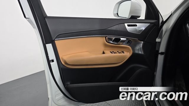 Volvo XC90 (II) B6 Ultimate Bright 2024 — фото 23