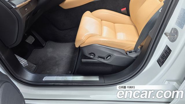 Volvo XC90 (II) B6 Ultimate Bright 2024 — фото 32
