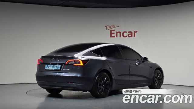 Tesla Model 3 Long Range AWD 2022 — фото 2
