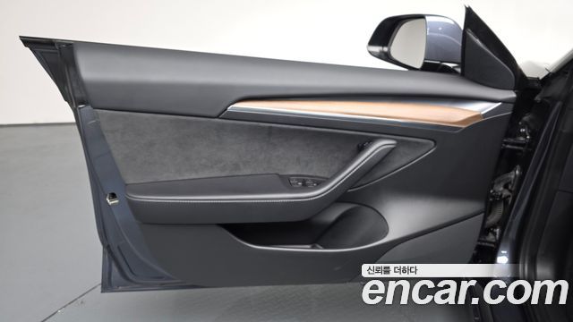 Tesla Model 3 Long Range AWD 2022 — фото 30