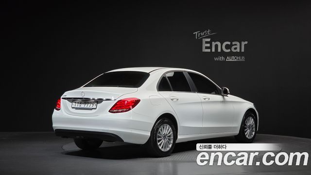 Mercedes-Benz C-Class (W205) C200 2015 — фото 2
