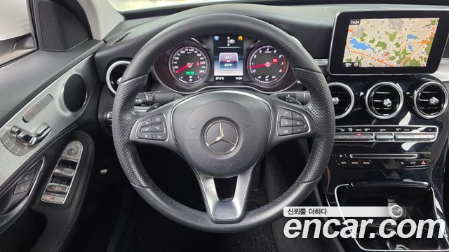 Mercedes-Benz C-Class (W205) C200 2015 — фото 14