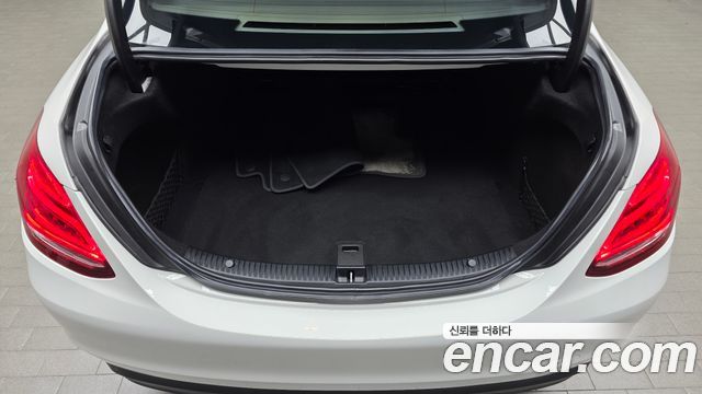 Mercedes-Benz C-Class (W205) C200 2015 — фото 15