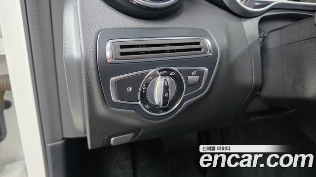 Mercedes-Benz C-Class (W205) C200 2015 — фото 17