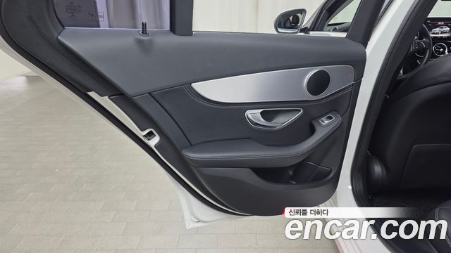 Mercedes-Benz C-Class (W205) C200 2015 — фото 25