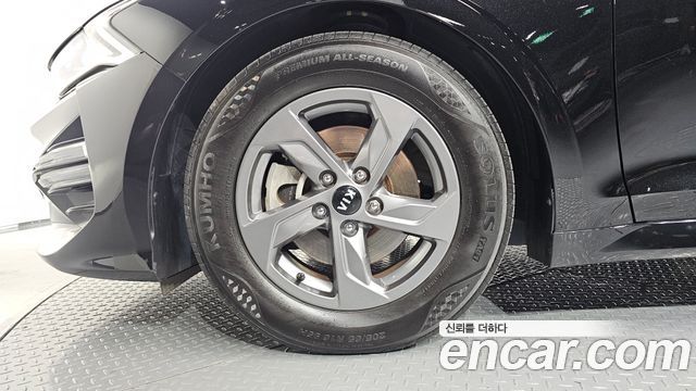 Kia K5 (III) 2.0 LPI(Renter car) Strandard 2021 — фото 5