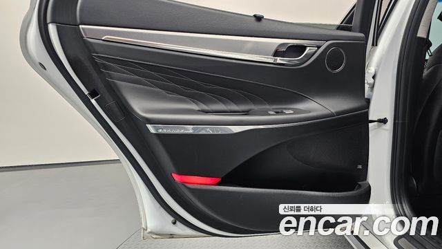 Hyundai Grandeur (IG) 2.5 Calligraphy 2020 — фото 25