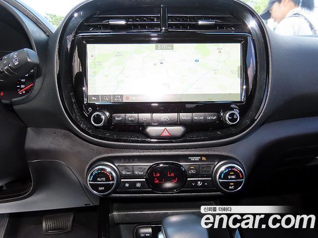Kia Soul Booster 1.6 T-GDI Noblesse 2019 — фото 17