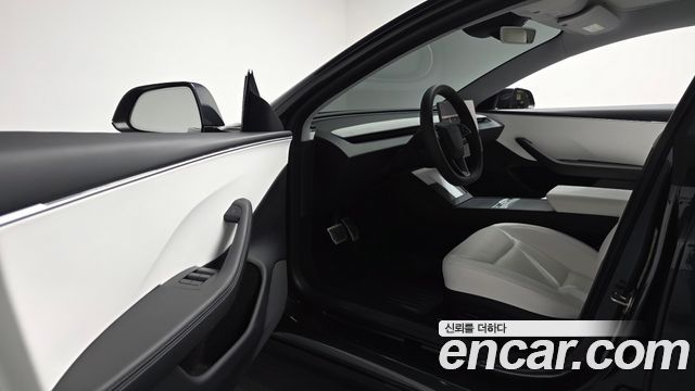 Tesla Model 3 RWD 2024 — фото 10