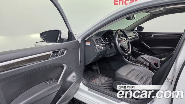 Volkswagen Passat 2.0 TSI B7 2018 — фото 10