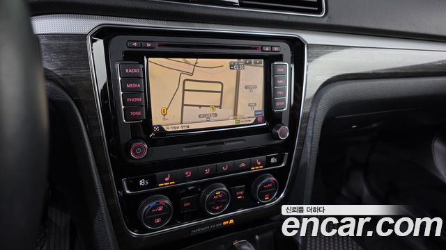Volkswagen Passat 2.0 TSI B7 2018 — фото 19