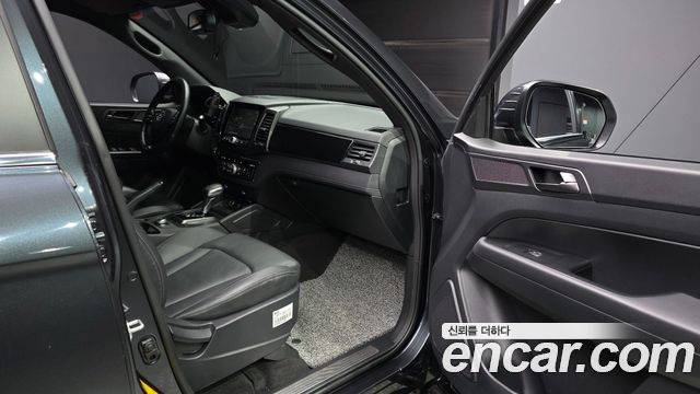 KG Mobility (SsangYong) Rexton Sports Khan Diesel 2.2 4WD Prestige 2021 — фото 11