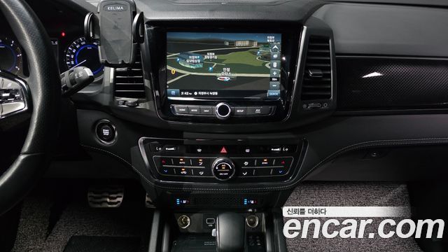 KG Mobility (SsangYong) Rexton Sports Khan Diesel 2.2 4WD Prestige 2021 — фото 14
