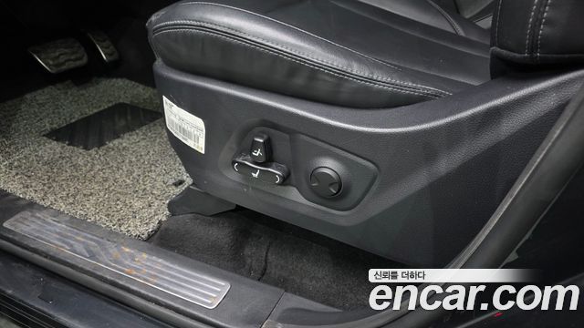 KG Mobility (SsangYong) Rexton Sports Khan Diesel 2.2 4WD Prestige 2021 — фото 33