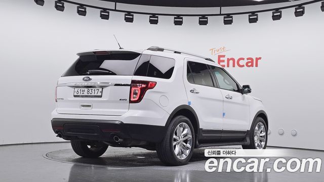 Ford Explorer 3.5 Limited 4WD 5th 2015 — фото 2