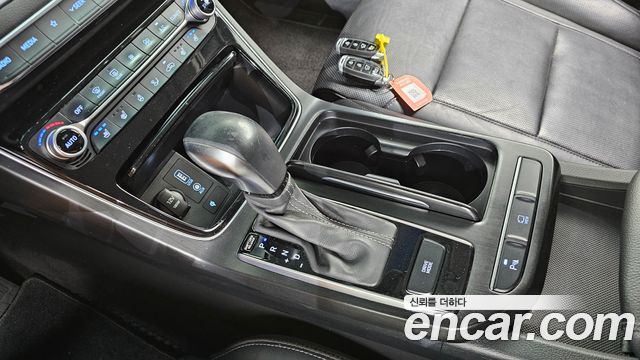 Hyundai Grandeur (IG) 3.0 LPi Modern (Rental Car) 2019 — фото 9