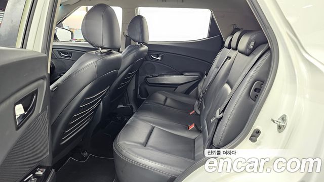 KG Mobility (SsangYong) Very New Tivoli Gasoline 1.5 2WD V3 2022 — фото 12