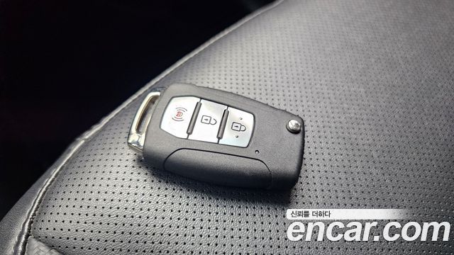 KG Mobility (SsangYong) Very New Tivoli Gasoline 1.5 2WD V3 2022 — фото 15