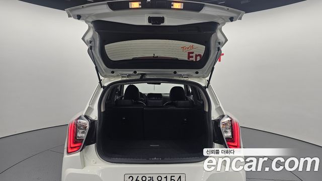 KG Mobility (SsangYong) Very New Tivoli Gasoline 1.5 2WD V3 2022 — фото 16