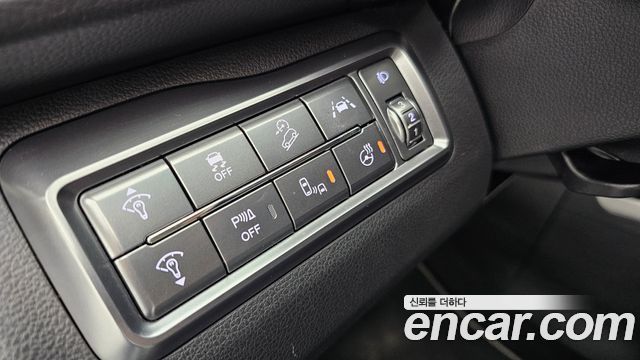 KG Mobility (SsangYong) Very New Tivoli Gasoline 1.5 2WD V3 2022 — фото 30