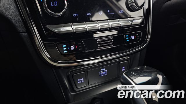 KG Mobility (SsangYong) Very New Tivoli Gasoline 1.5 2WD V3 2022 — фото 31