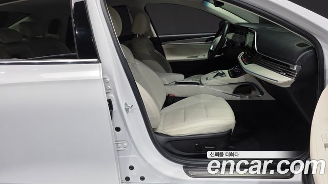 Hyundai Grandeur (IG) 2.5 Le Blanc 2023 — фото 11