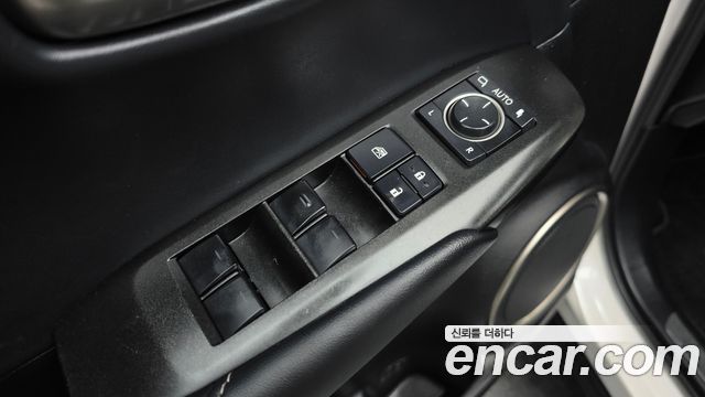 Lexus NX300h Supreme 2017 — фото 27