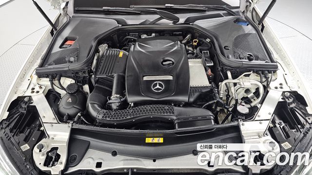 Mercedes-Benz E-Class (W213) E200 Avantgarde 2018 — фото 6