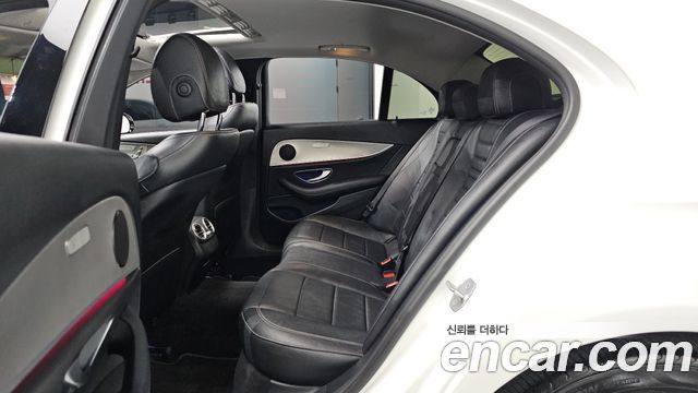 Mercedes-Benz E-Class (W213) E200 Avantgarde 2018 — фото 26