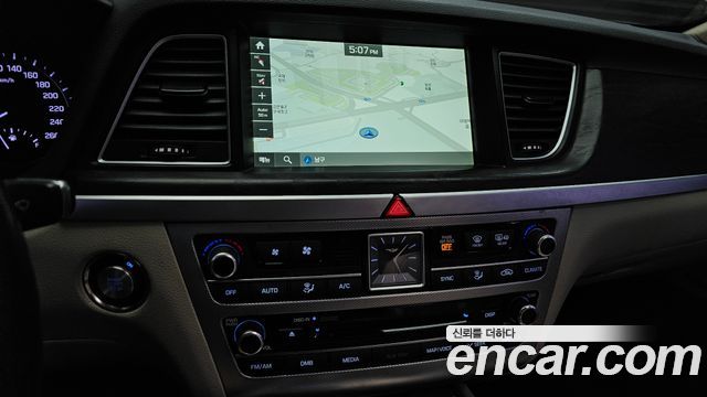 Genesis G80 3.8 GDI AWD Finest 2017 — фото 16