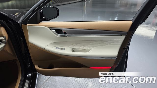 Hyundai Grandeur (IG) 2.5 Special 2020 — фото 25