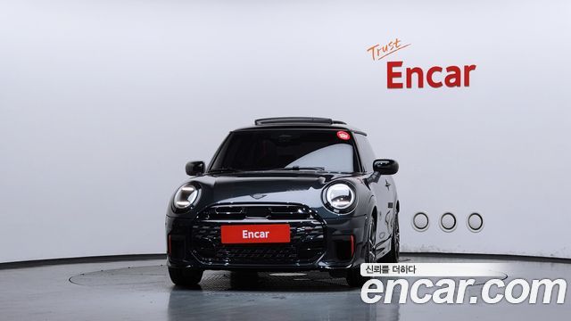 MINI Cooper S (IV) JCW 2026 — фото 3