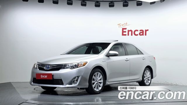 Toyota Camry Hybrid XLE 2013 — фото 1