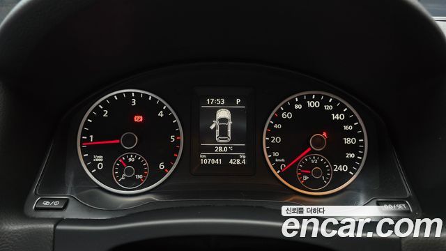 Volkswagen Tiguan 2.0 TDI  Premium 5N 2013 — фото 8