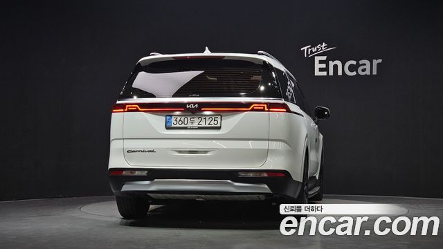 Kia Carnival (IV) Gasoline 9-Seater Signature 2021 — фото 4