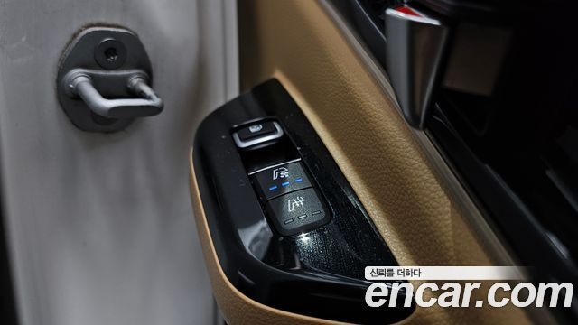 Kia Carnival (IV) Gasoline 9-Seater Signature 2021 — фото 18